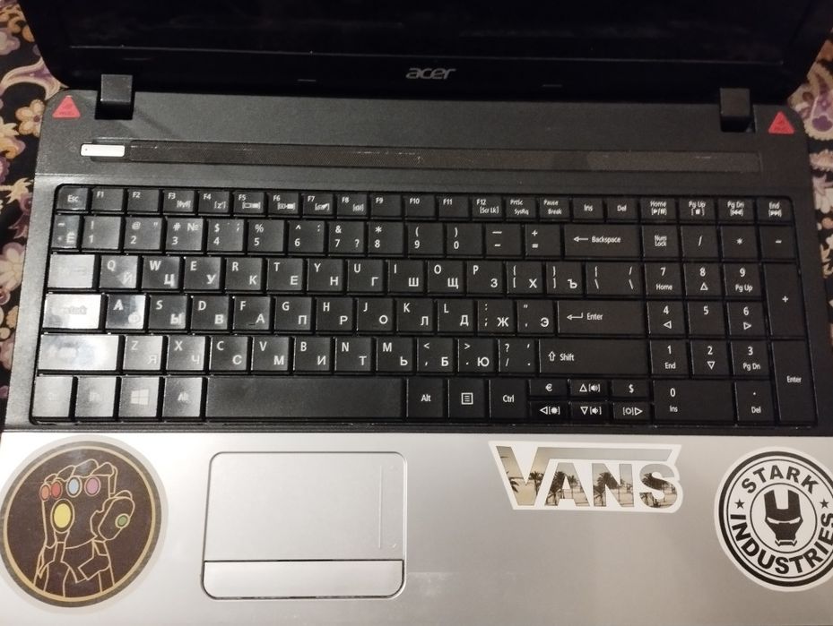 Acer E1-571G noutbuk