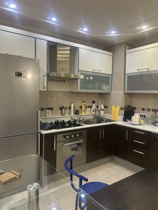 Продам кухонный гарнитур