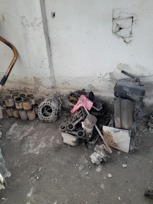 Зил запчастлар сотилади