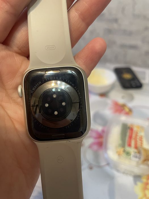 Apple Watch Series 8, 45 мм