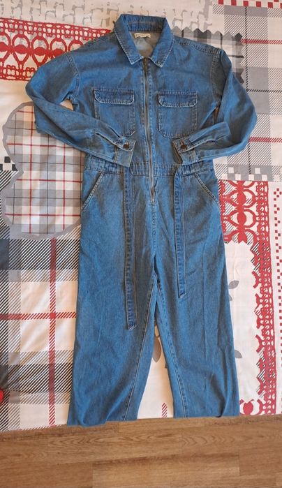 Продам Джинсовый комбинезон Фирма O'STIN