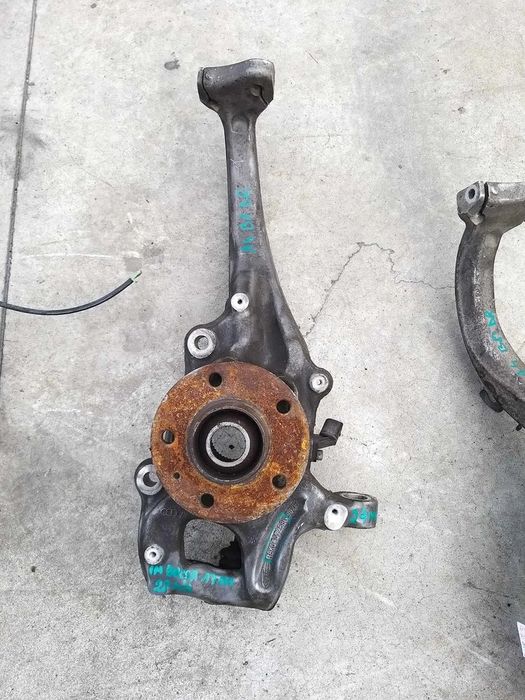 Fuzeta dreapta fata 2.0 tdi audi a4 b8 8k r8k0407258g