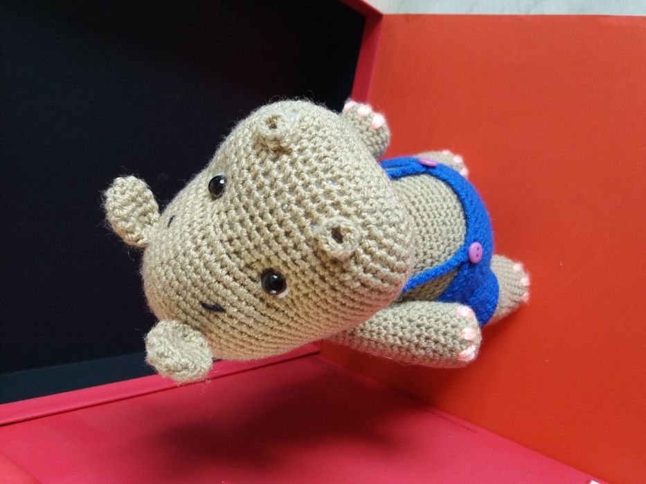 Продам вязаную игрушку