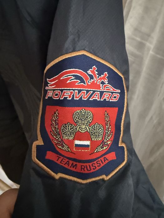 Ветровка Forward Russia