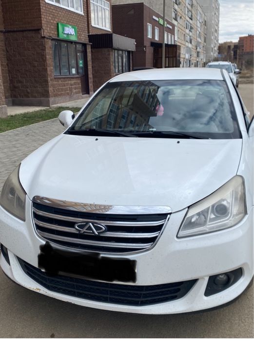 Продам автомобиль чери е5