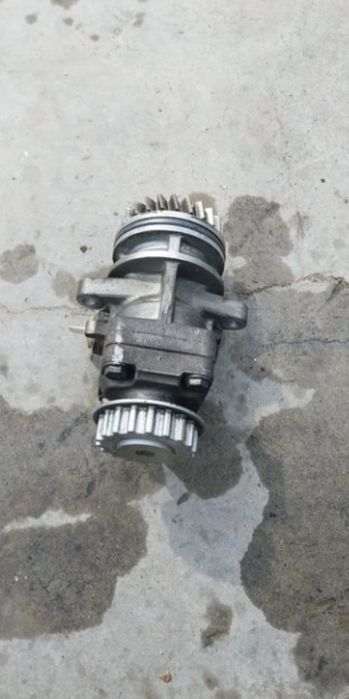 Pompă  servo Vw Touareg 5.0 V10