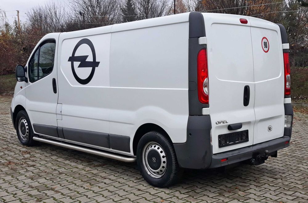 Opel Vivaro 2014 A/C Lunga
