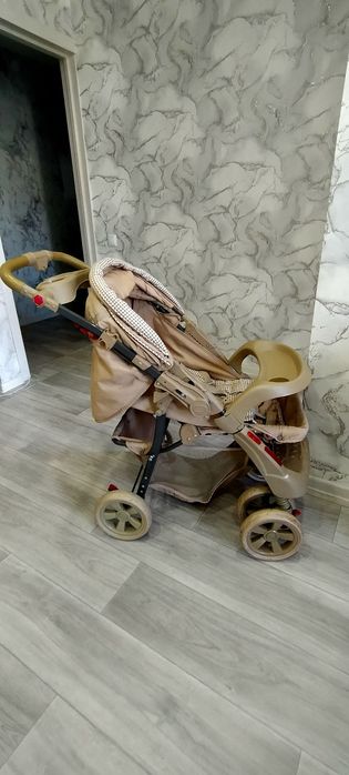 Коляска летняя/демисезон