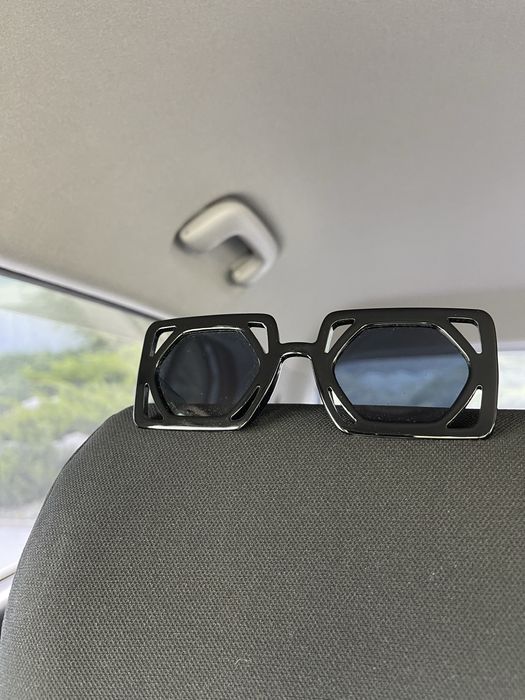 Очки солнцезащитные