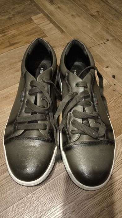 Широкая мужская обувь