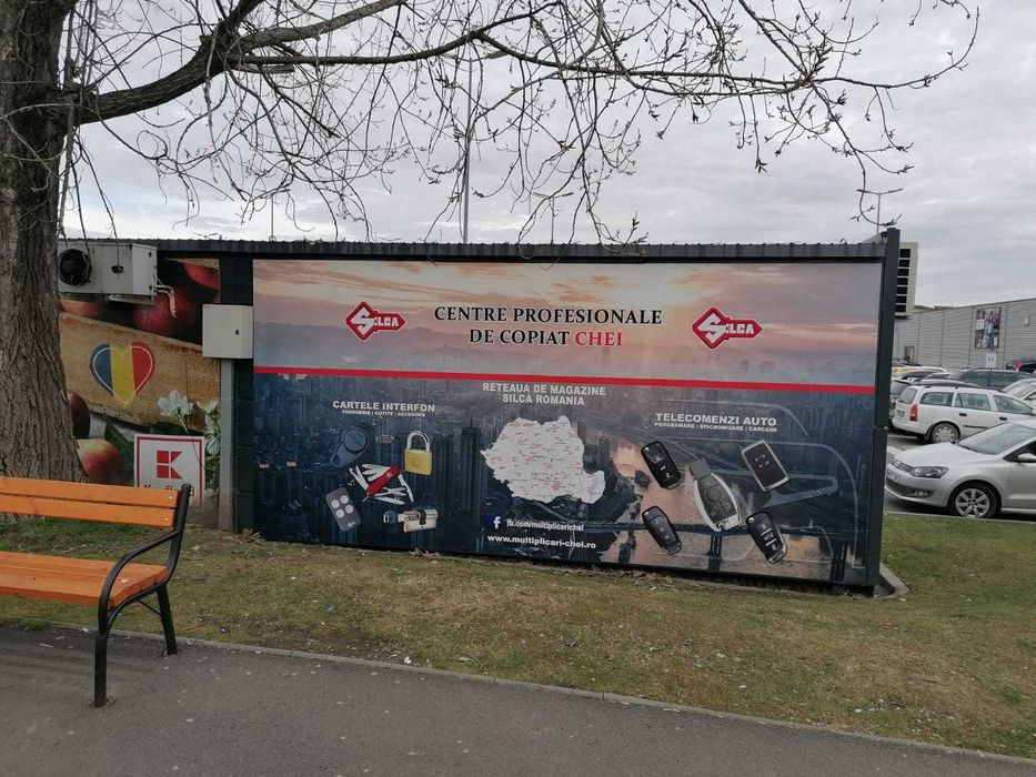 Decor Autocolant vitrine / sali / magazine/ Fa-ti afacerea vizibila!