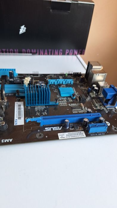 Asus  941 / am3 за части :D