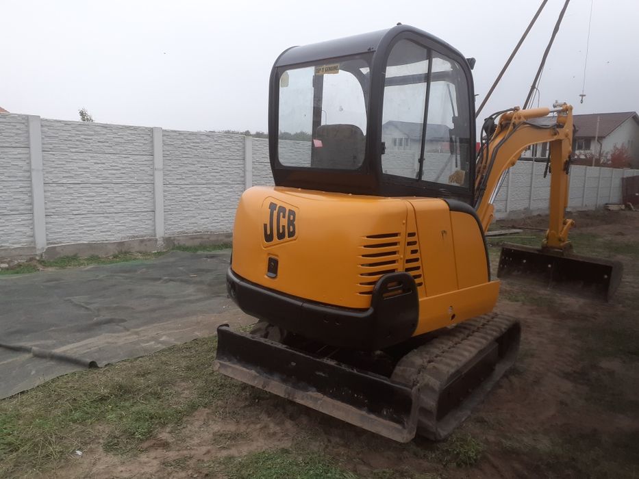 Miniexcavator,lucrari pt diverse sapaturi