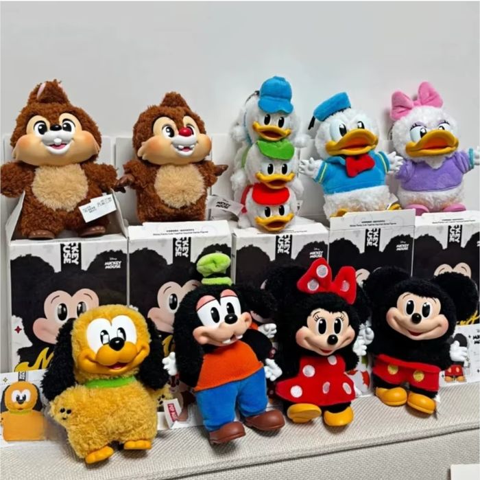 Pop Mart Мики Маус Колекция Мини Маус Ключодържател Mickey Mouse
