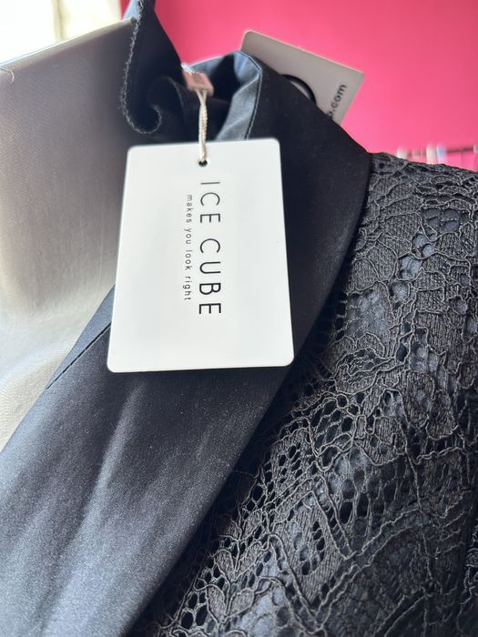 Елегантна вечерна рокля