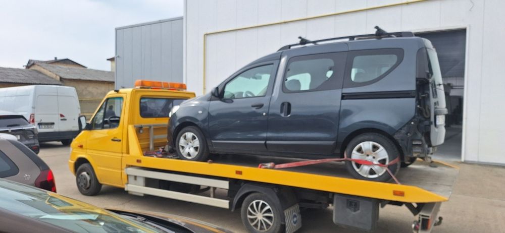 Tractări auto Suceava 24/7