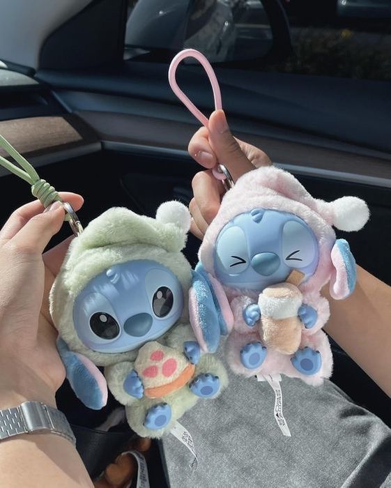 Продам игрушку подвеску ститч от дисней