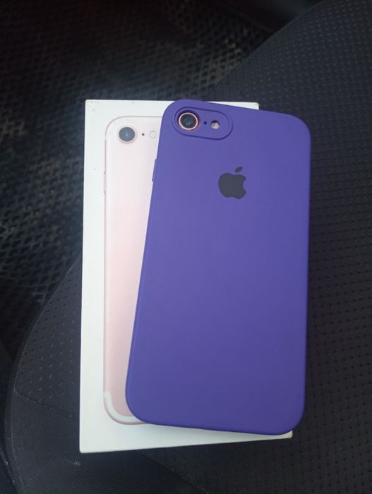 Продам айфон 7 с коробкой