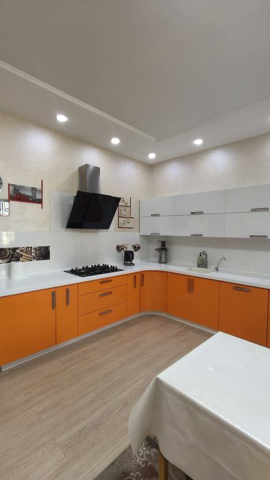 Продам Коттедж в р-не Самал -1