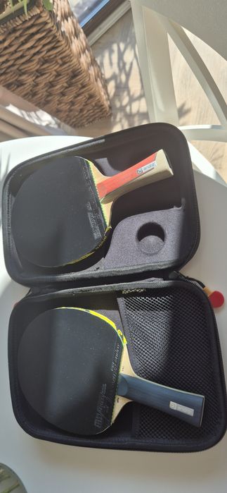 2 palete tenis de masă Andro Treiber R53 + Unity 5 R42 + husă