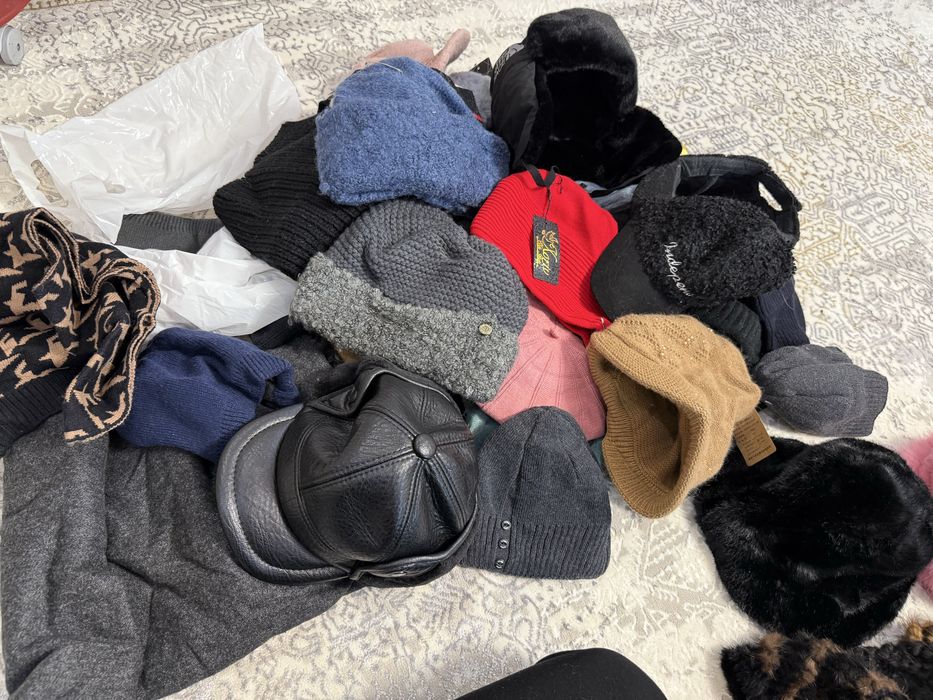 Товар шапки / голоные уборы / шапка