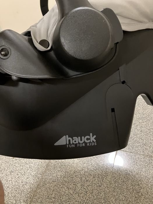 Бебешко кошче за кола Hauck 0-13kg