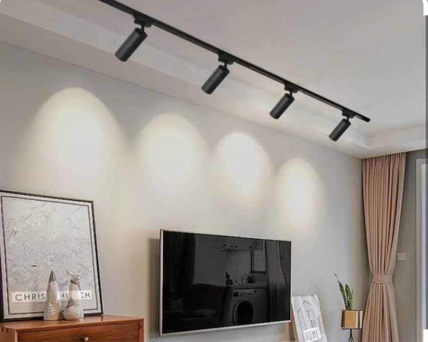 Продам трековые светильники