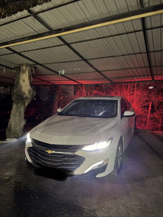 Продаю свою malibu 2