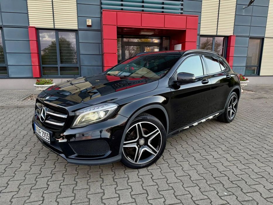 Mercedes-Benz GLA Mercedes-Benz GLA 220 d AMG Night Edi,177 CP, 7G-Tronic, R19 A, Euro 6