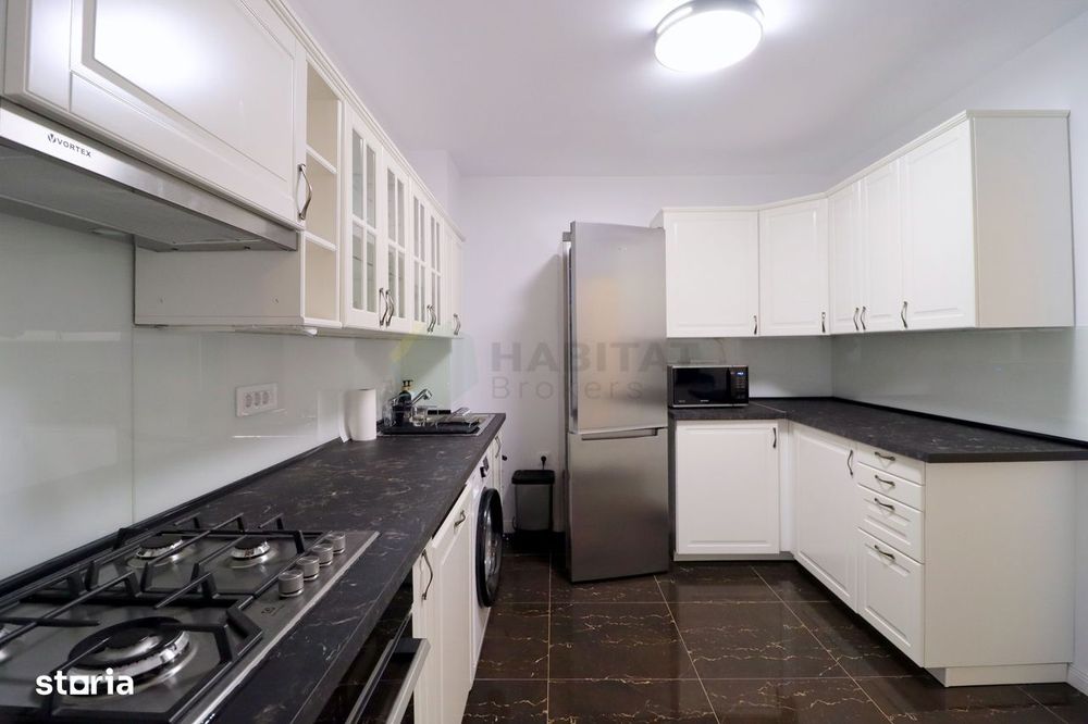 4 Camere (153 mp utili) în Blocul Scala