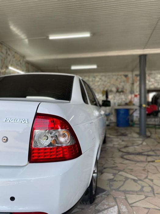 В продаже Приора