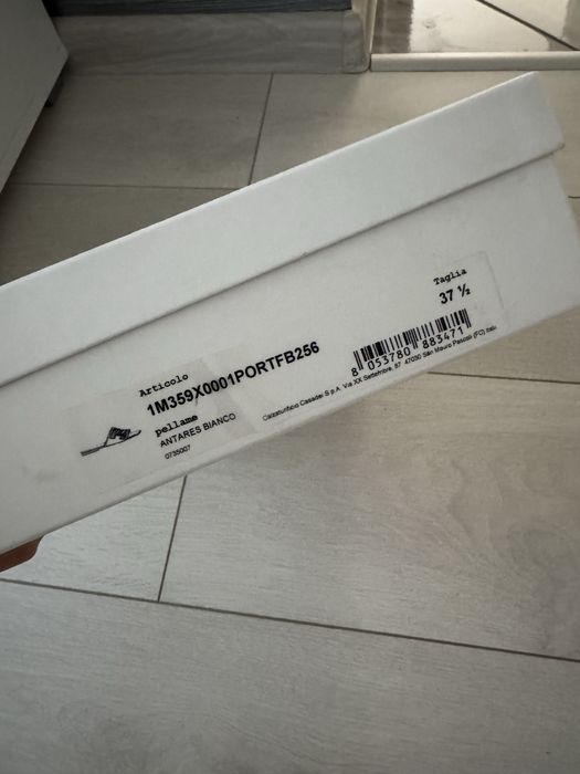 Уникални чехли Casadei, Prada