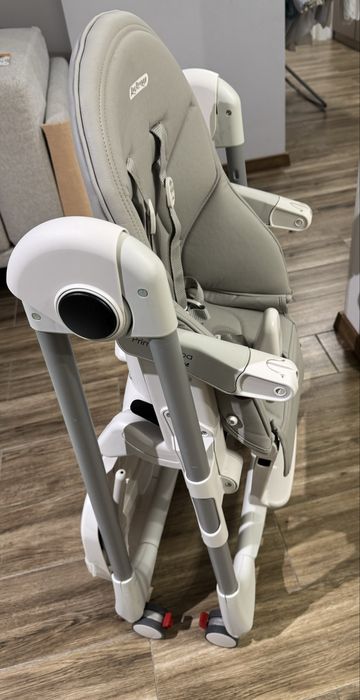Scaun de masa Peg Perego Prima Pappa Gri