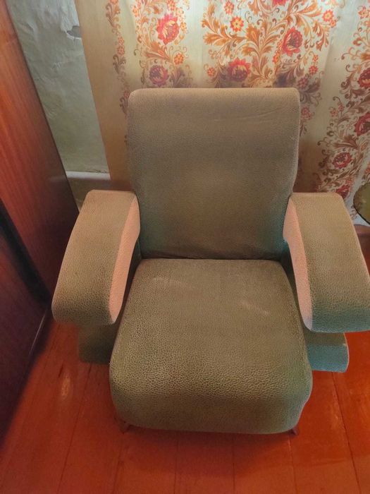 Продам    кресло