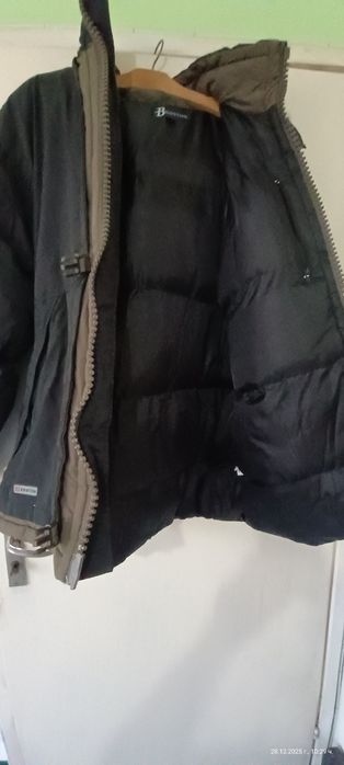 Продавам 2 мъжки якета
