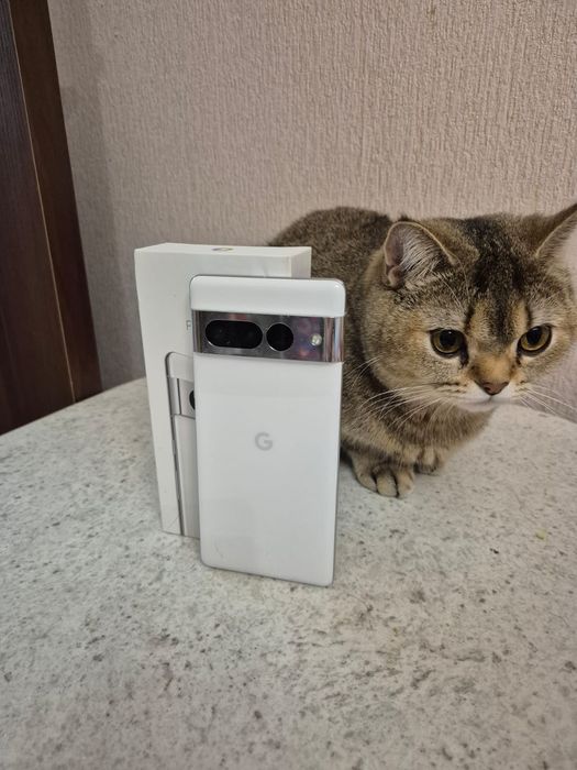 Google pixel 7 Pro 128  ГБ белый цвет