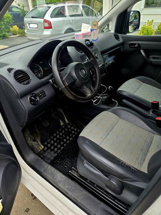 VOLKSWAGEN Caddy 2011 — imagine 4