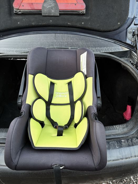 Продам детскую автолюльку