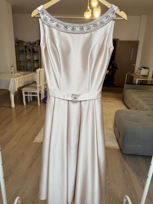 Платье на праздник