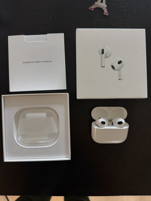Продавам Airpods 3