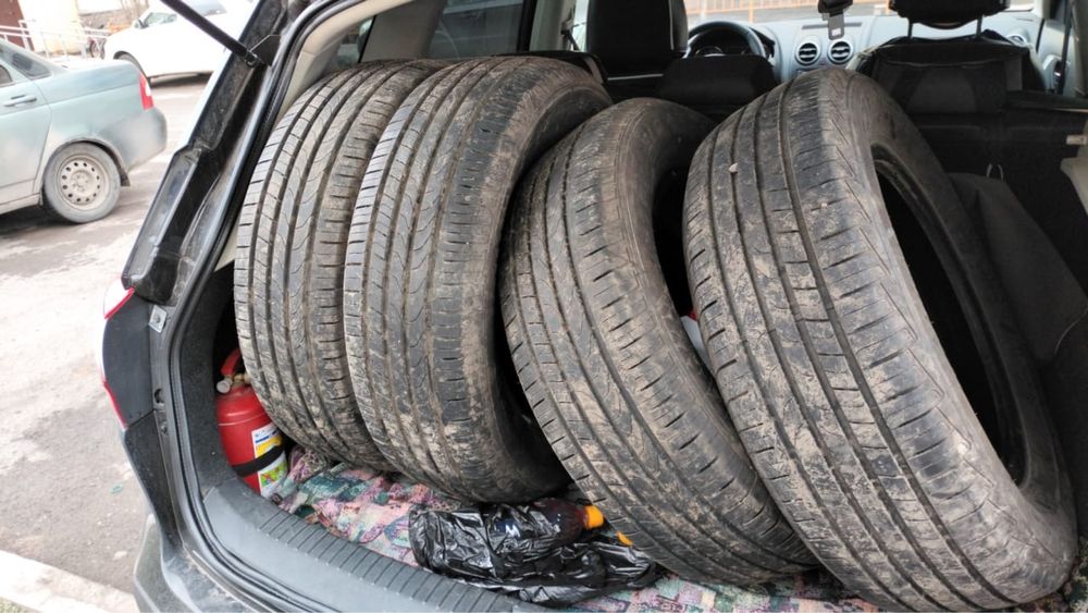 Продам шины 215 . 65 .16