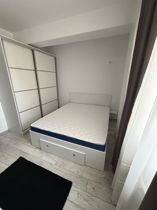 Inchiriez apartament 3 camere