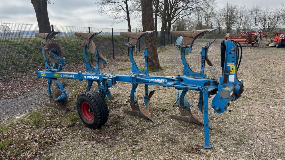 Lemken Europal 5 Claas Arion, Case Puma, John Deere tortadi
