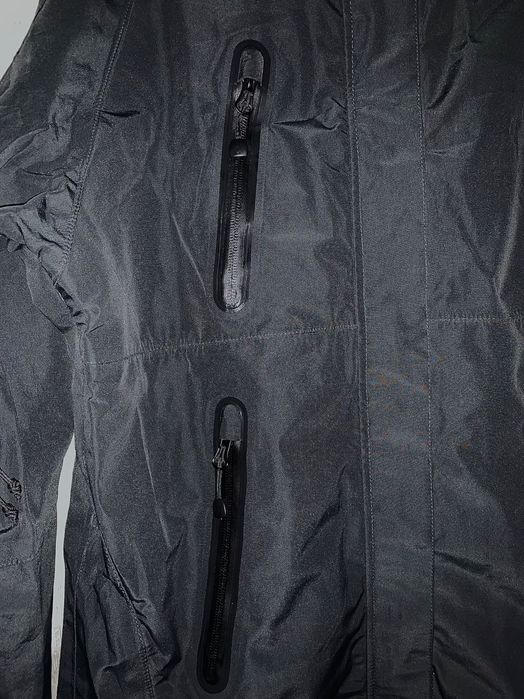 Мъжка черна ветровка с много джобове