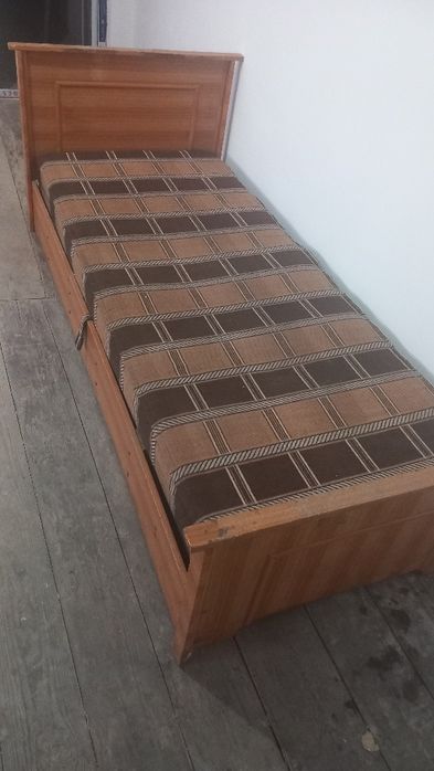 1 kishilik divan