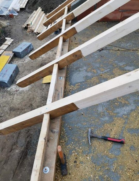 Acoperiș tabla sau țiglă