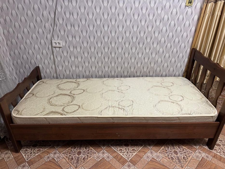 Продам кровать односпальная