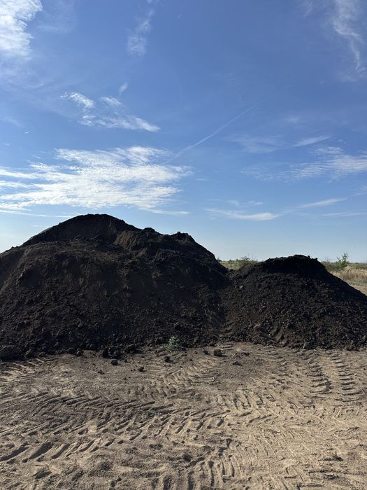 Pamant negru pentru gazon