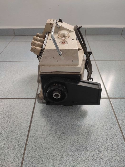 Професионален индустриален оверлог с пико JUKI MO-2500 (комплект с маса и мотор), Жуки, шевна машина