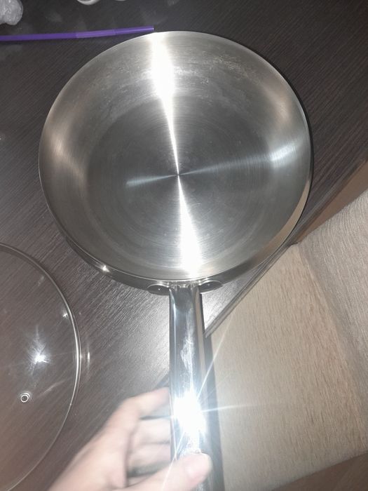 Продам сковорода Elamina